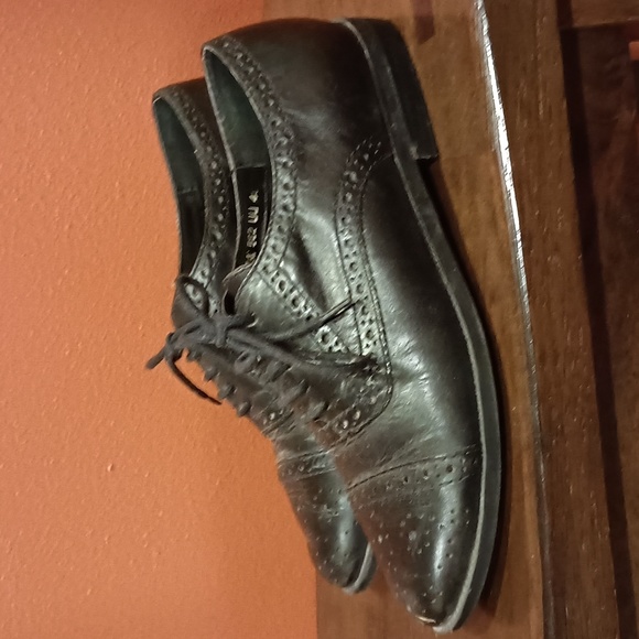 Vintage Carriage Court women's black Oxford shoes, sz 6 EUC - Picture 2 of 7